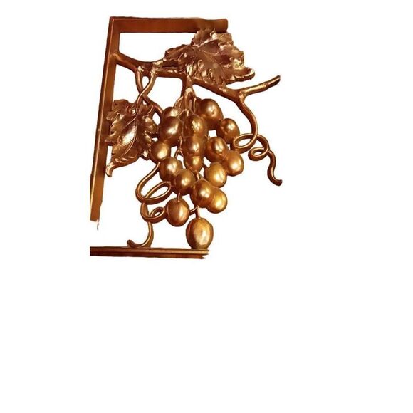 Vintage Syroco hard plastic Gold wall decor. - Picture 3 of 6